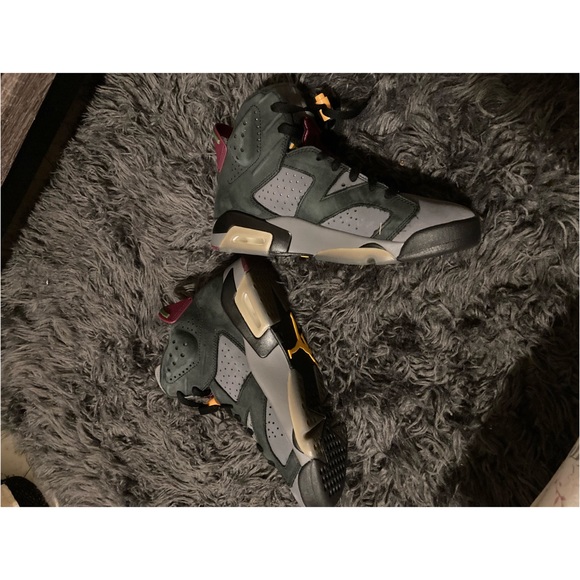 Air Jordan Retro 6 Bordeaux - Picture 5 of 7